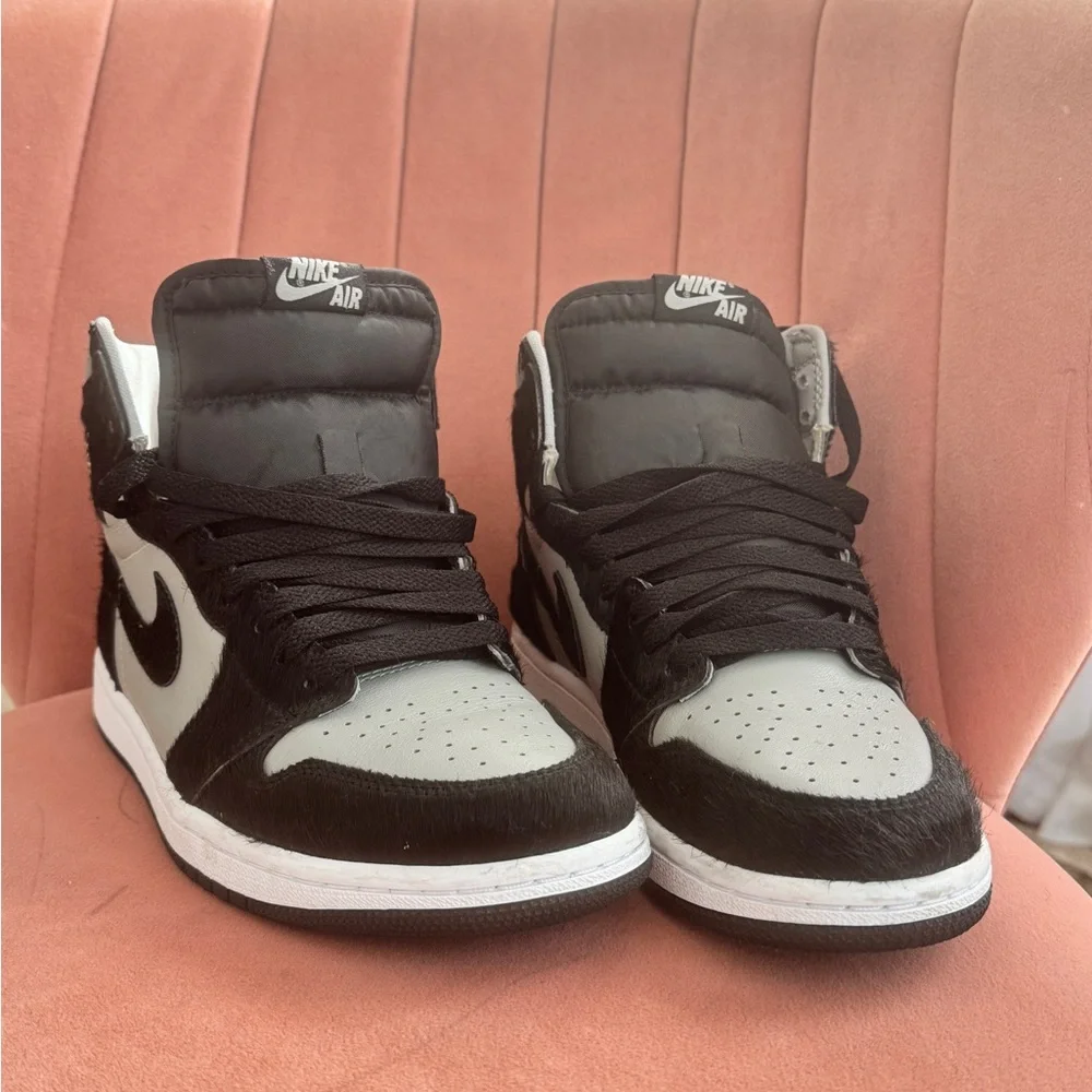 Women Air Jordan 1 Retro HI OG - Picture 3 of 8